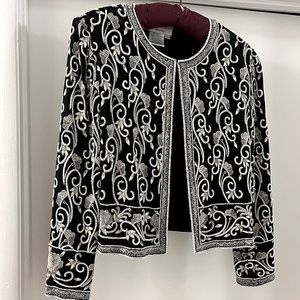 Beautiful Adrianna Papell beaded evening jacket